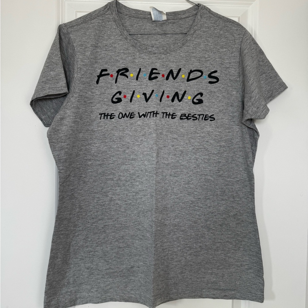 Gray Friendsgiving Graphic T-Shirt